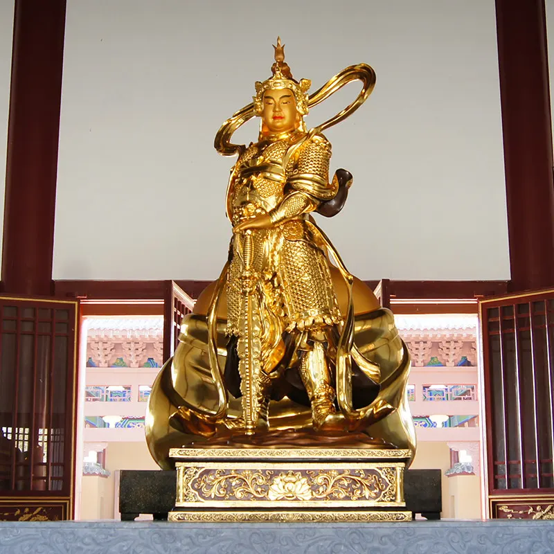 Tượng Kim Cương Bồ Tát bằng đồng cao 1,96 mét